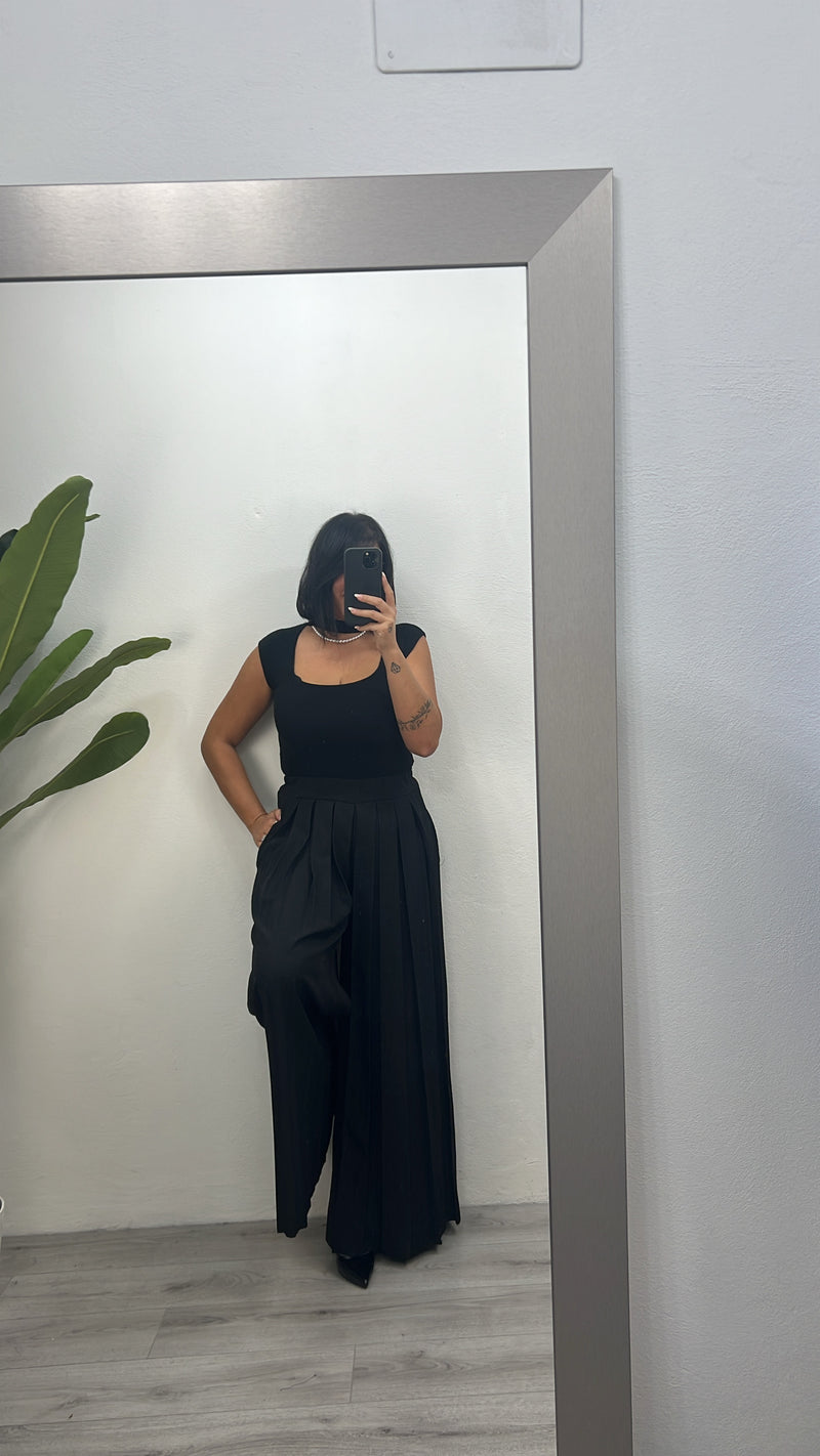 Pantalone plissettato in due colori