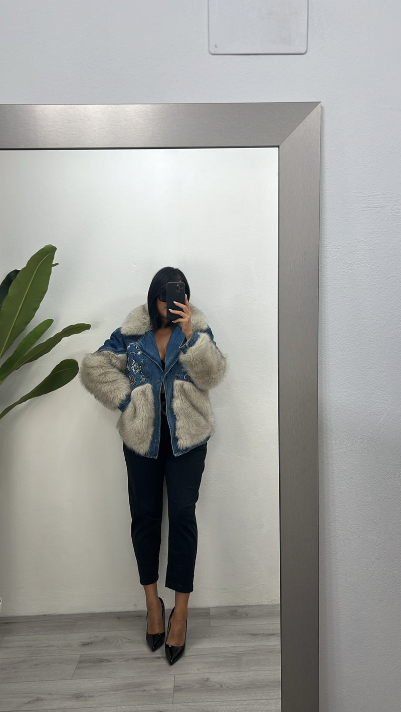 Funny in jeans e eco-pelliccia