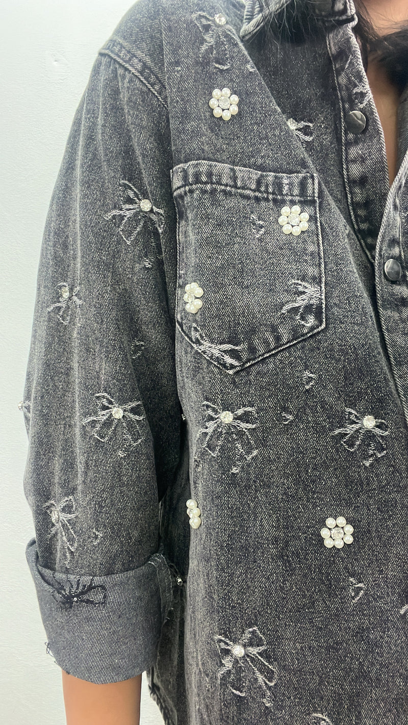 Camicia in jeans scuro con strass