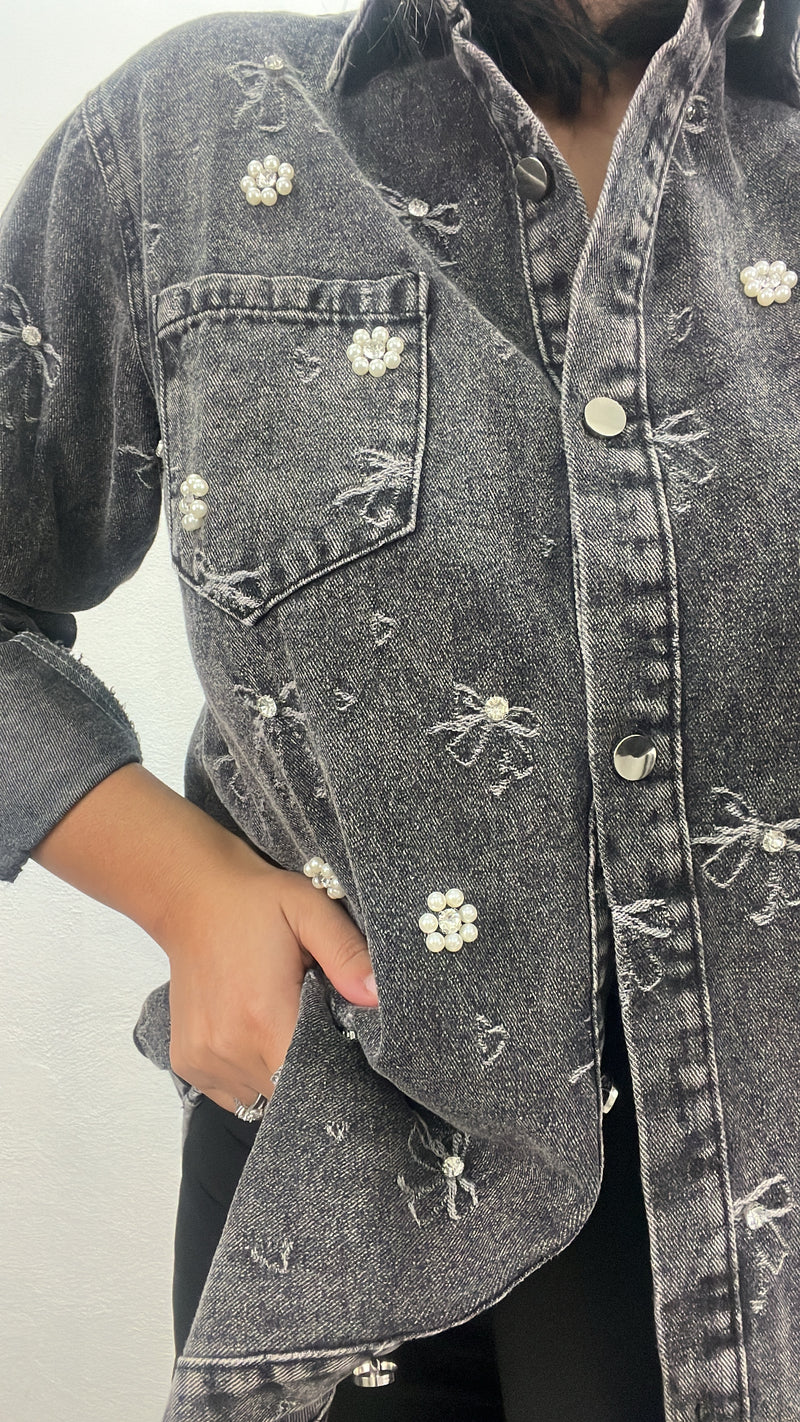 Camicia in jeans scuro con strass