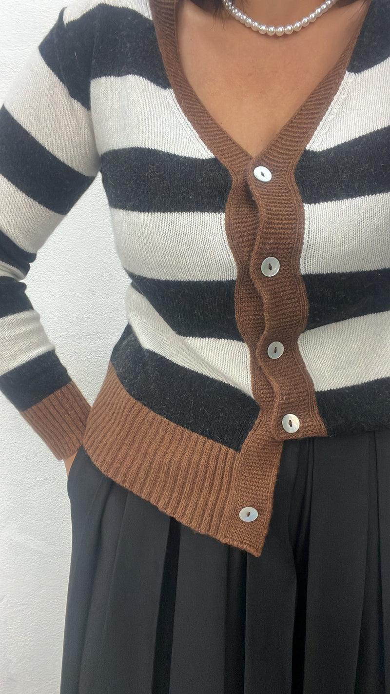 Cardigan righe in tre colori
