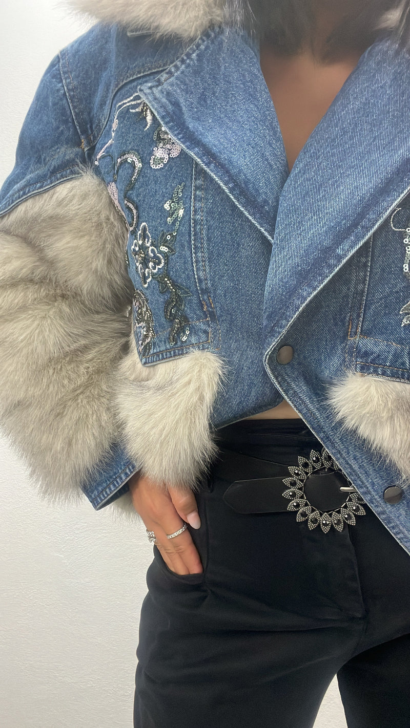 Funny in jeans e eco-pelliccia